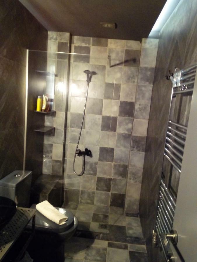 Agias Sofias Suite Tesalonika Bagian luar foto